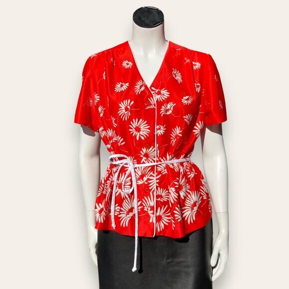 V-neck Red Button Up, w/ white Floral print and Waist Tie Medium Union Made - Picture 3 of 7